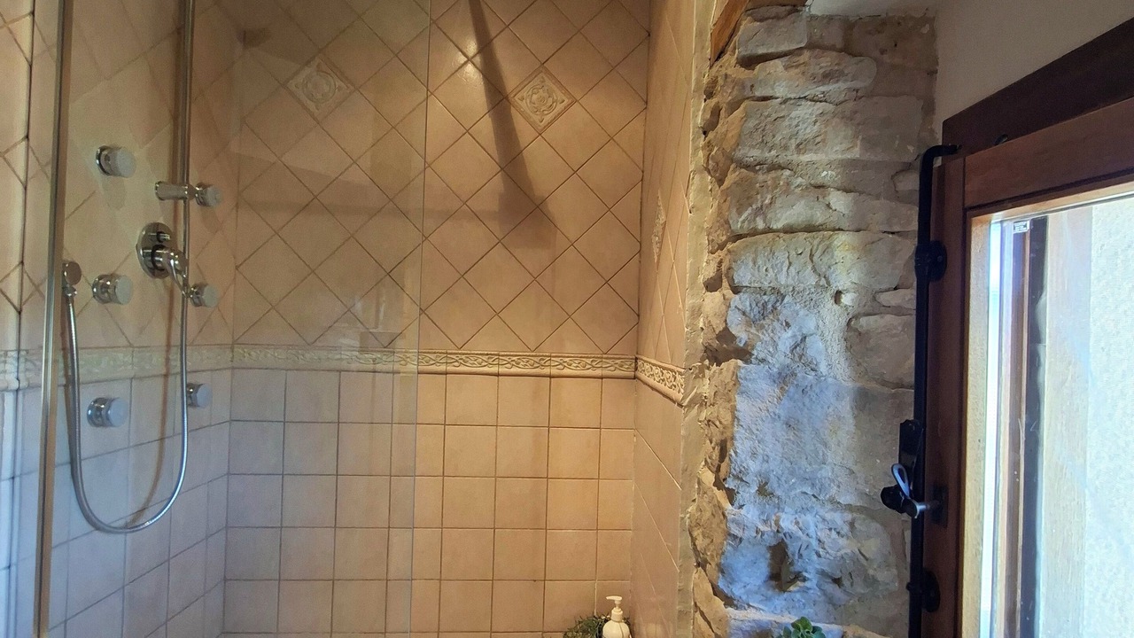 Photo of Bathroom in Artariain
