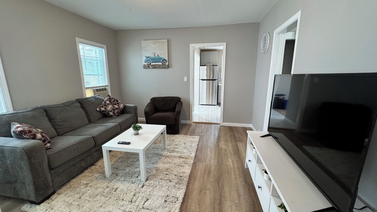 Photo of Livingroom in West Haven