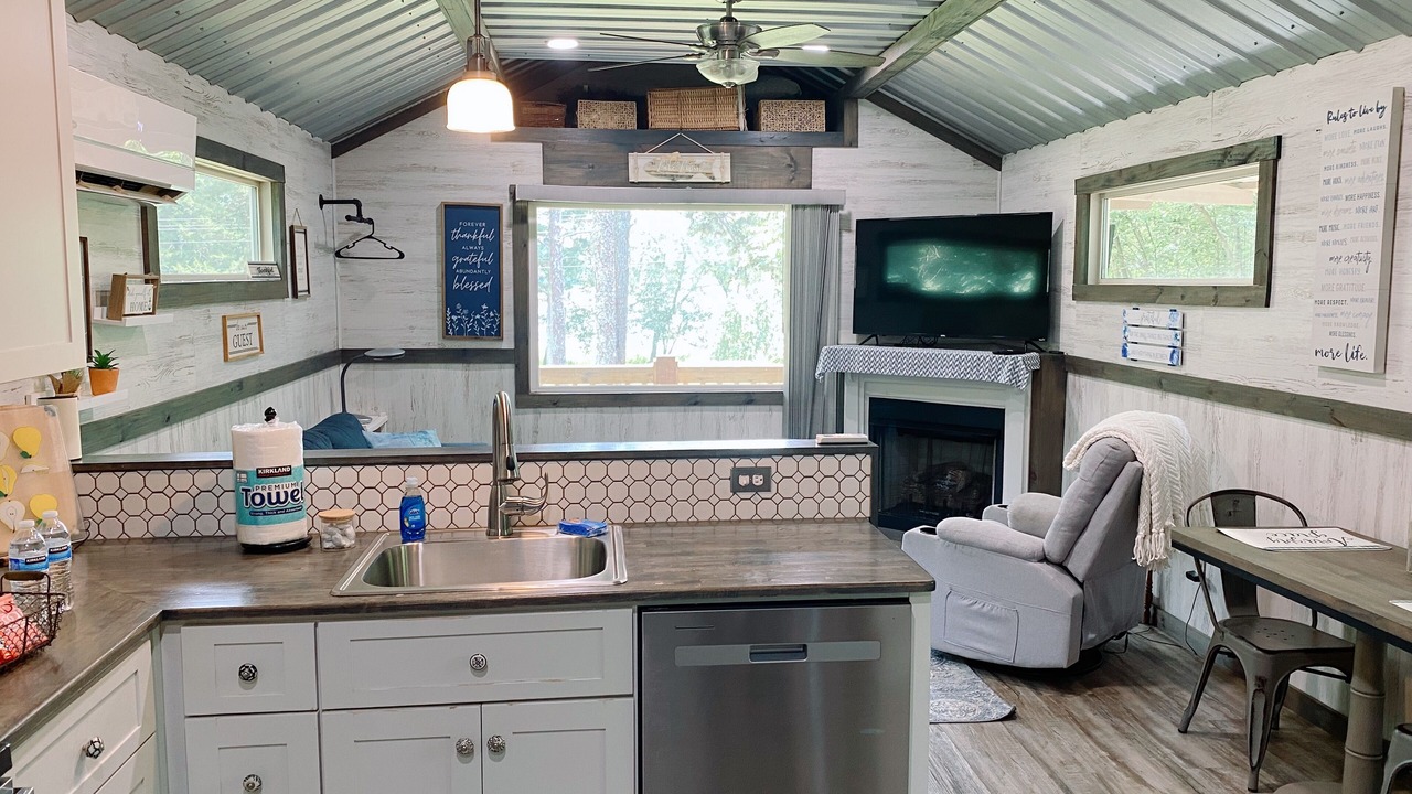 Photo of Kitchen in Scottsboro