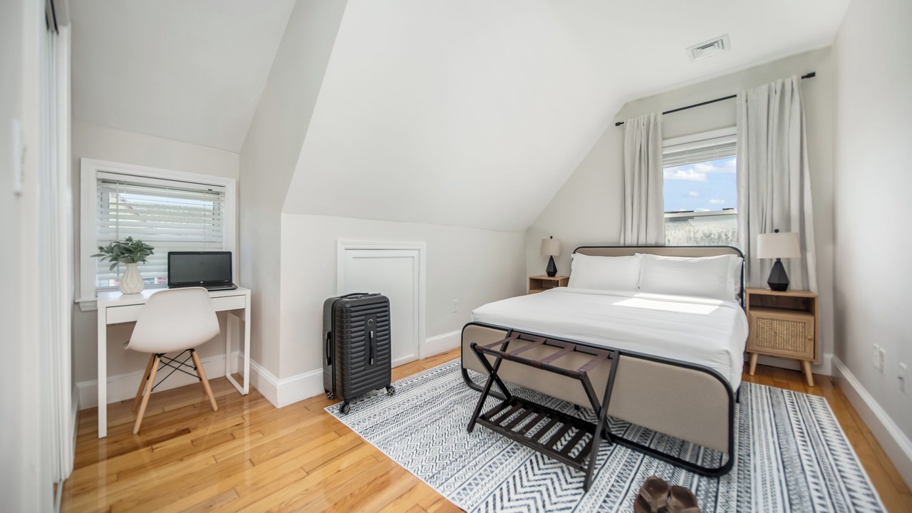 Photo of Bedroom in Upham's Corner