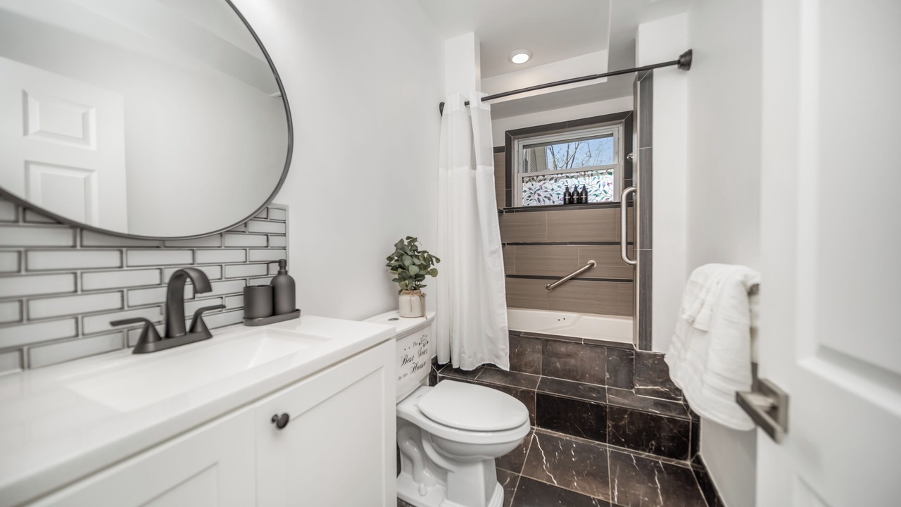 Photo of Bathroom in Upham's Corner