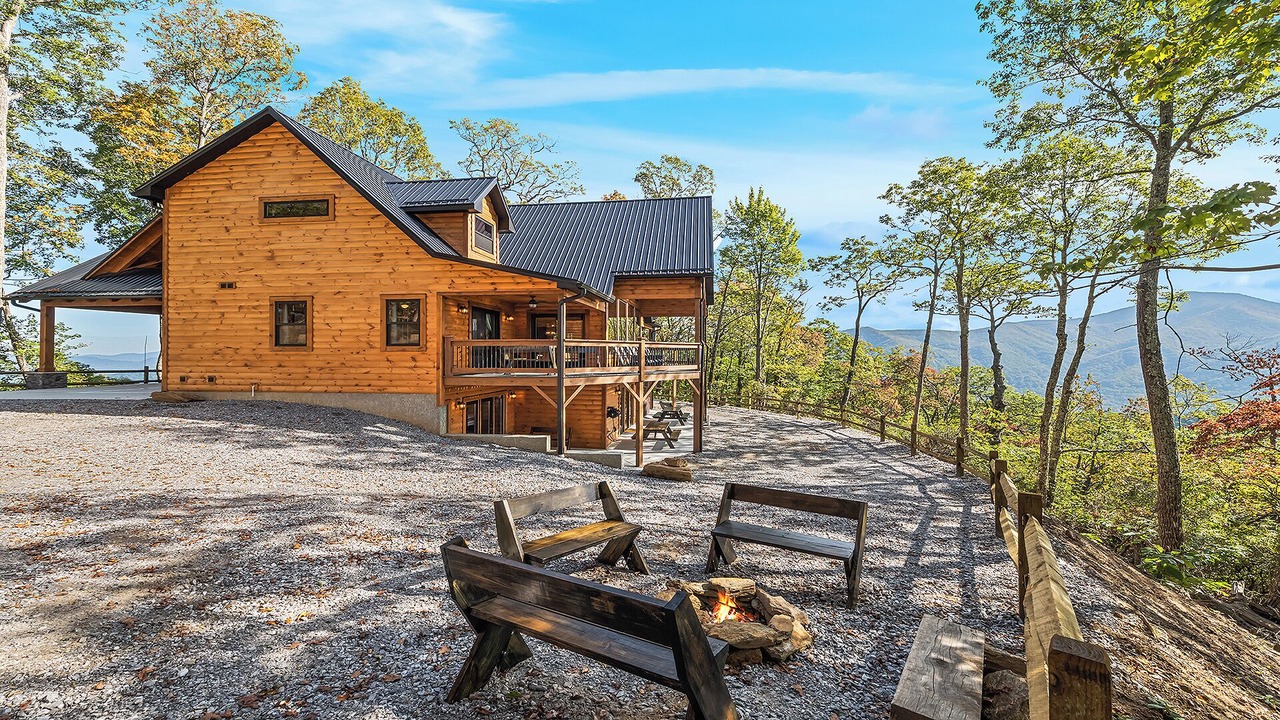 Photo of Patio Balcony in Maggie Valley