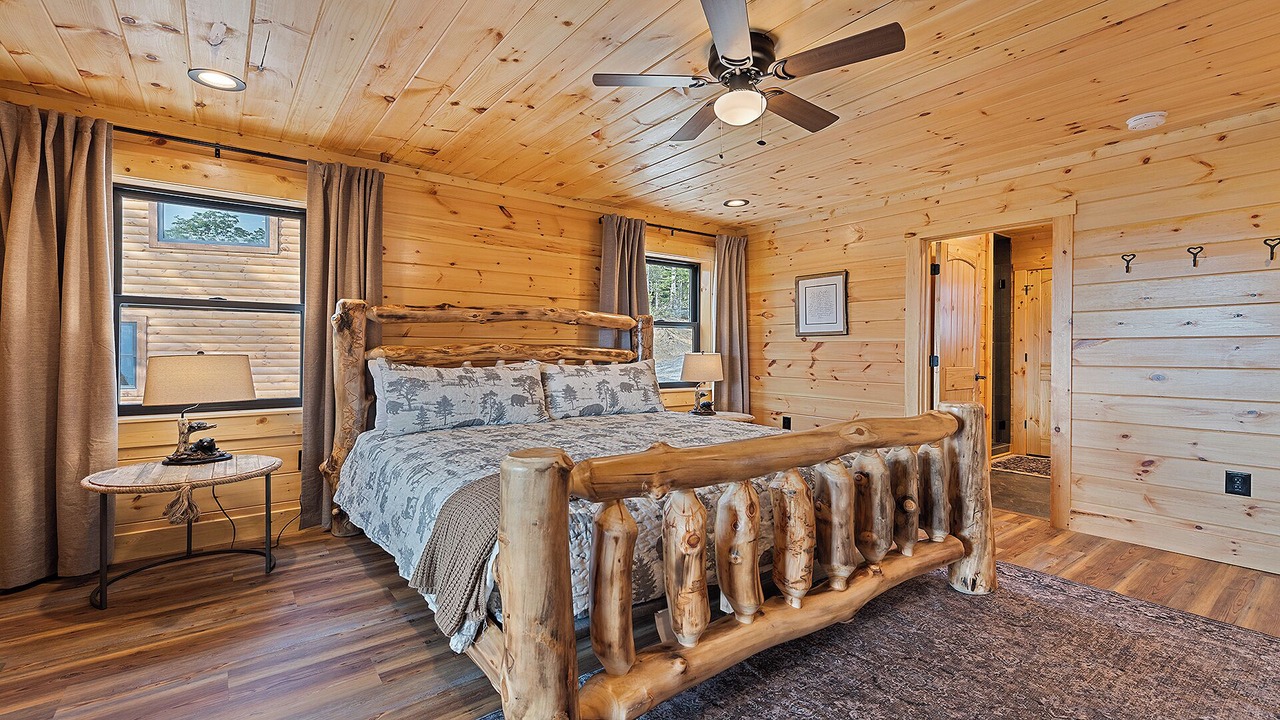 Photo of Bedroom in Maggie Valley