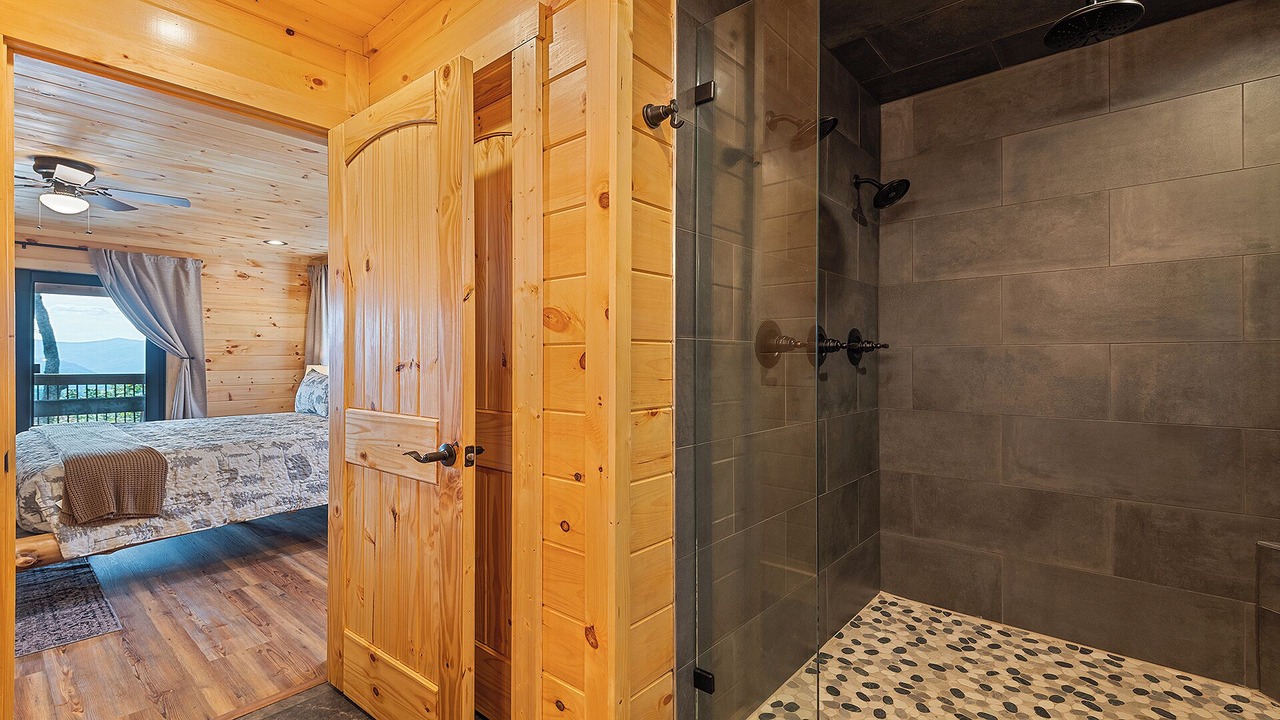 Photo of Bedroom in Maggie Valley
