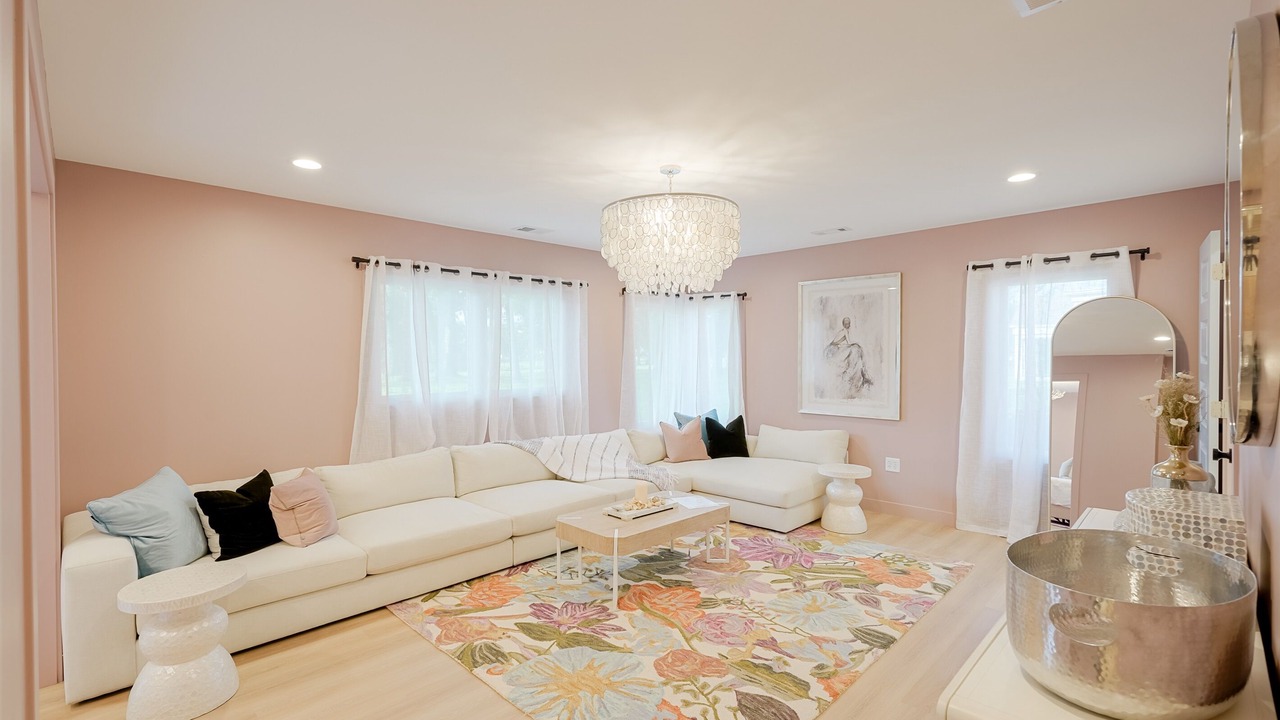 Photo of Livingroom in Merrillville