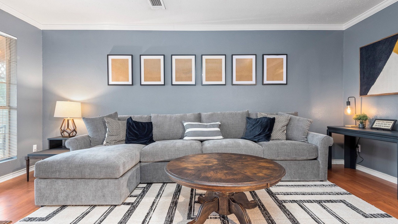 Photo of Livingroom in Bacliff