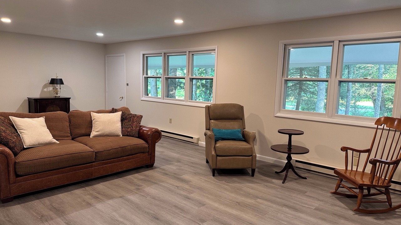 Photo of Livingroom in Bodines