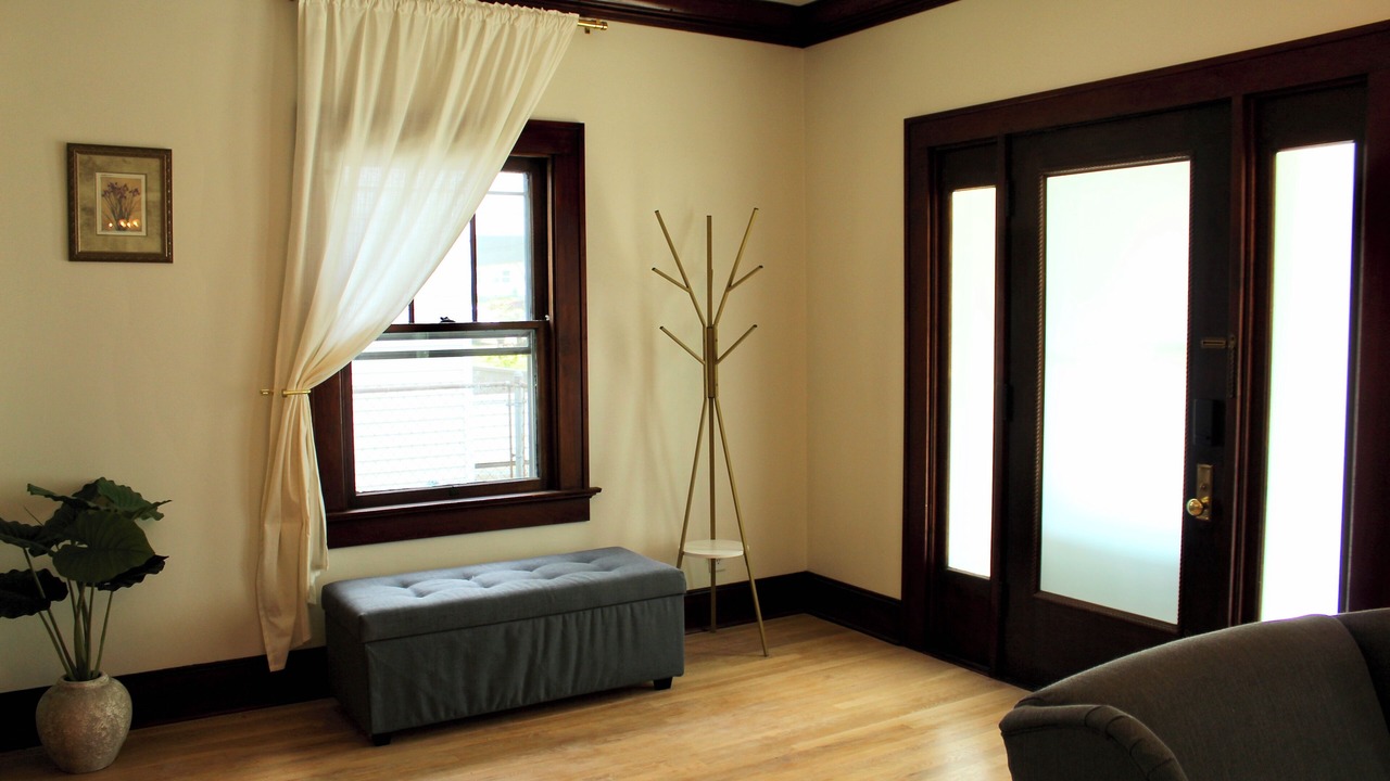 Photo of Livingroom in Hamilton