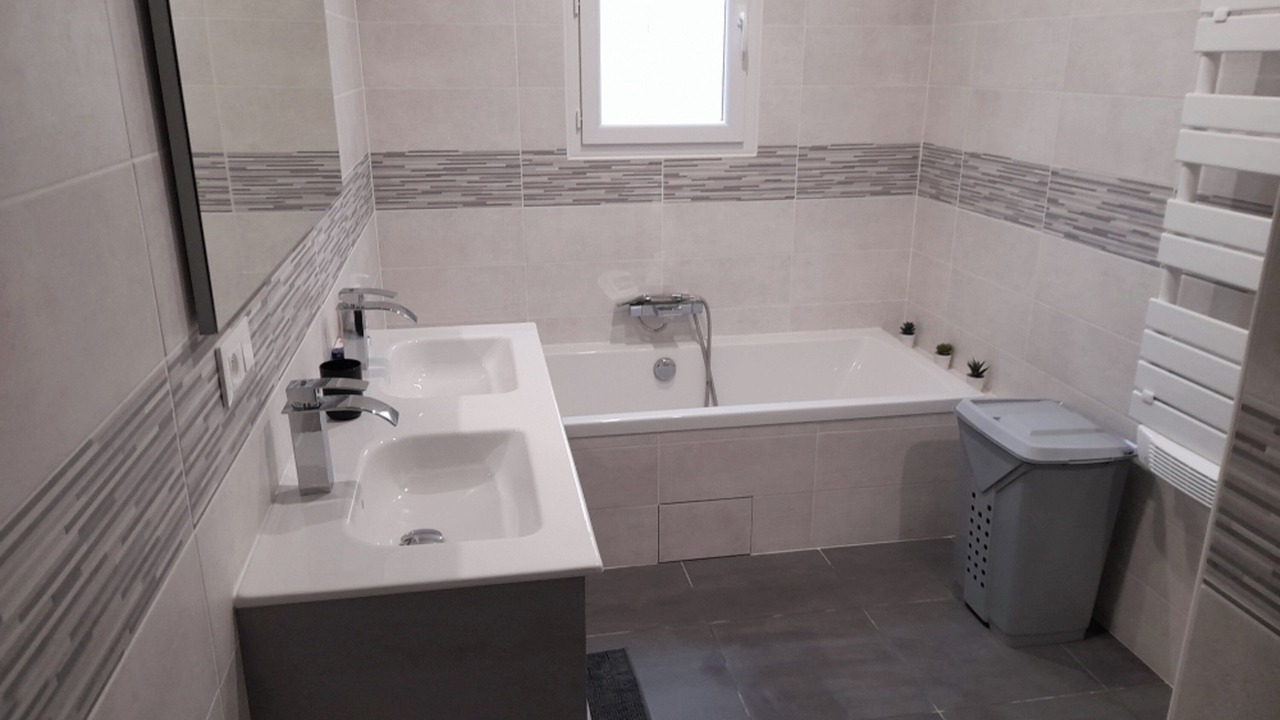 Photo of Bathroom in Capestang