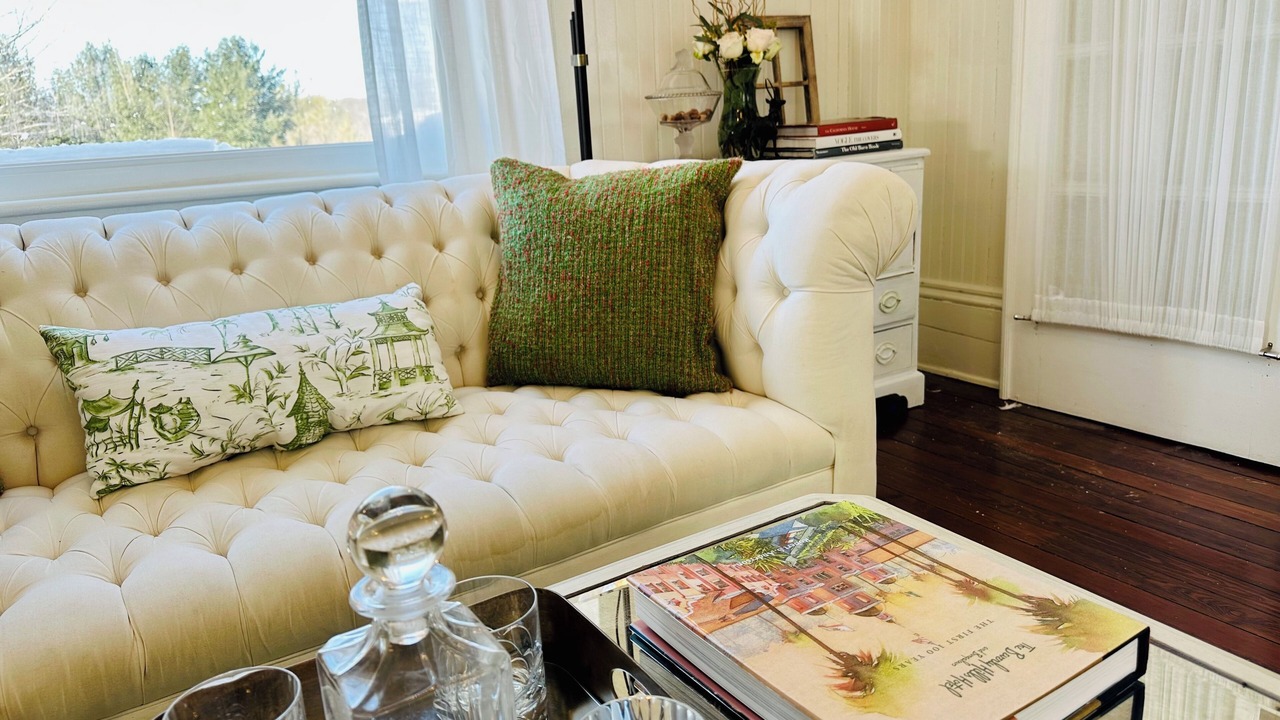 Photo of Livingroom in Chautauqua