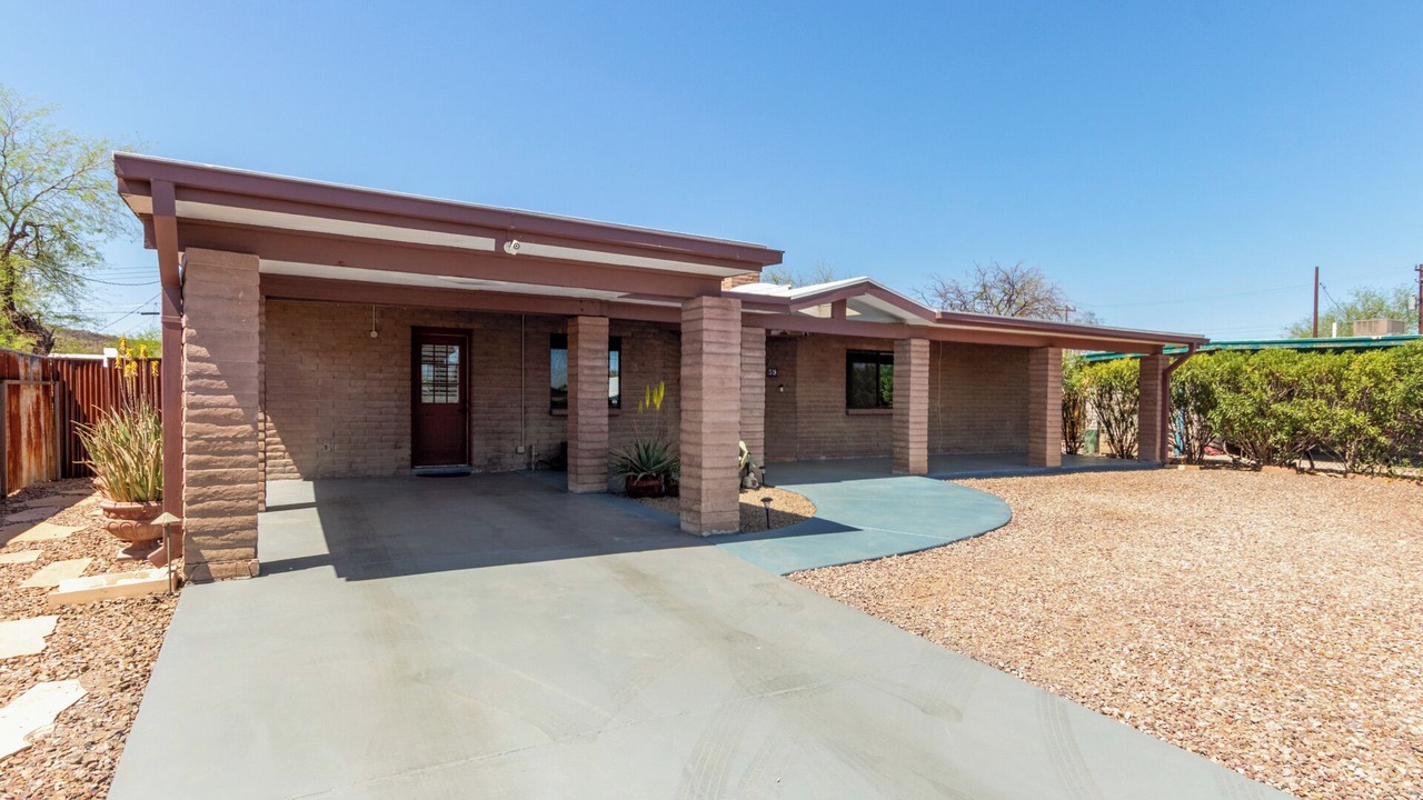 Photo of Outdoor in Menlo Park