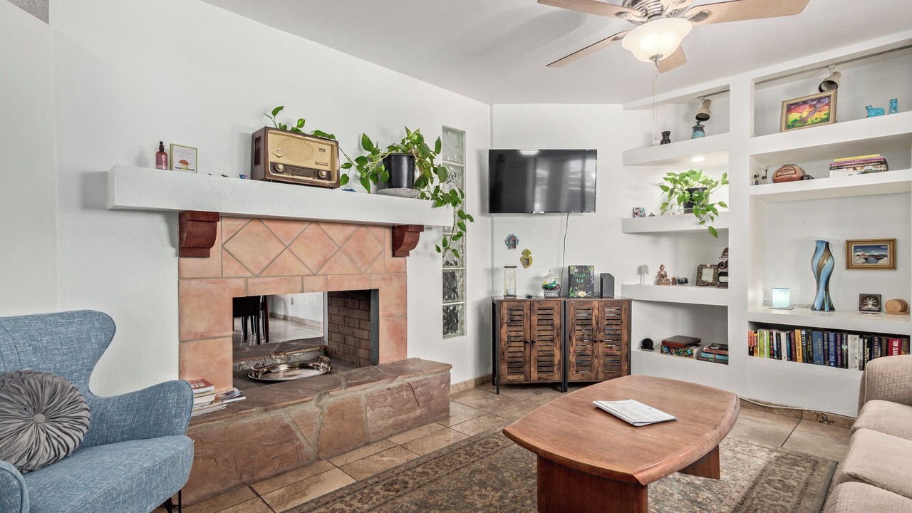 Photo of Livingroom in Menlo Park