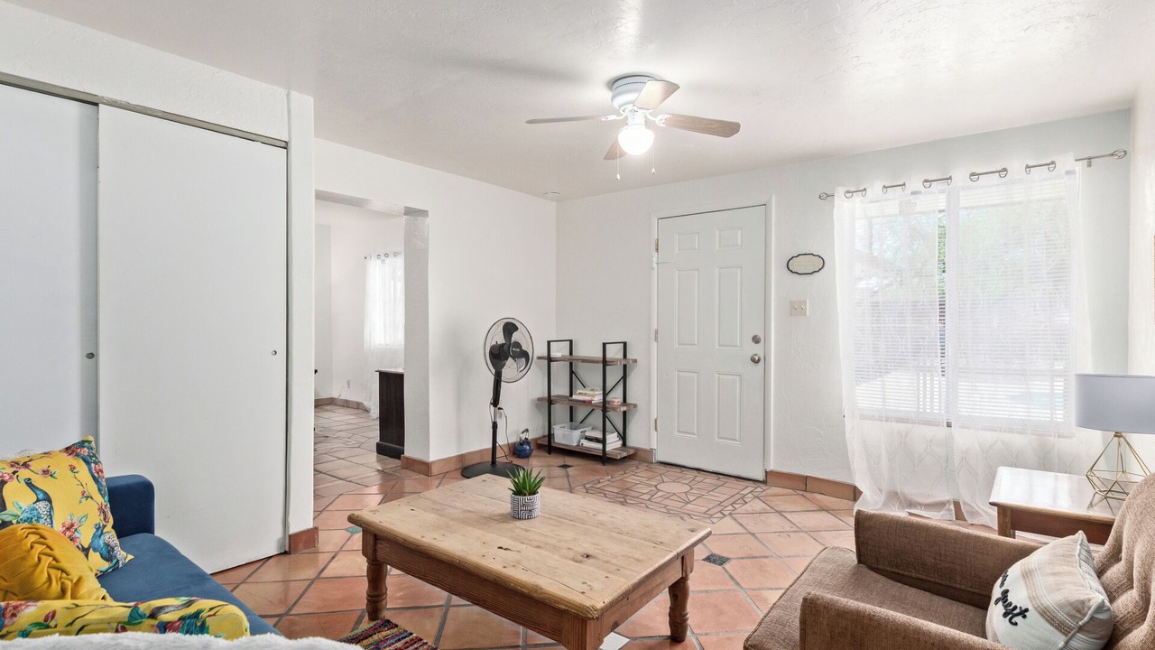 Photo of Livingroom in Menlo Park