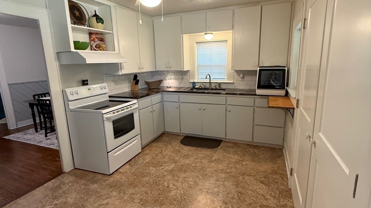 Photo of Kitchen in Gatesville