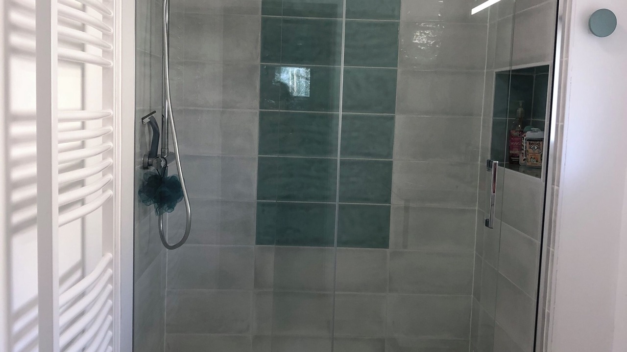 Photo of Bathroom in Genneville