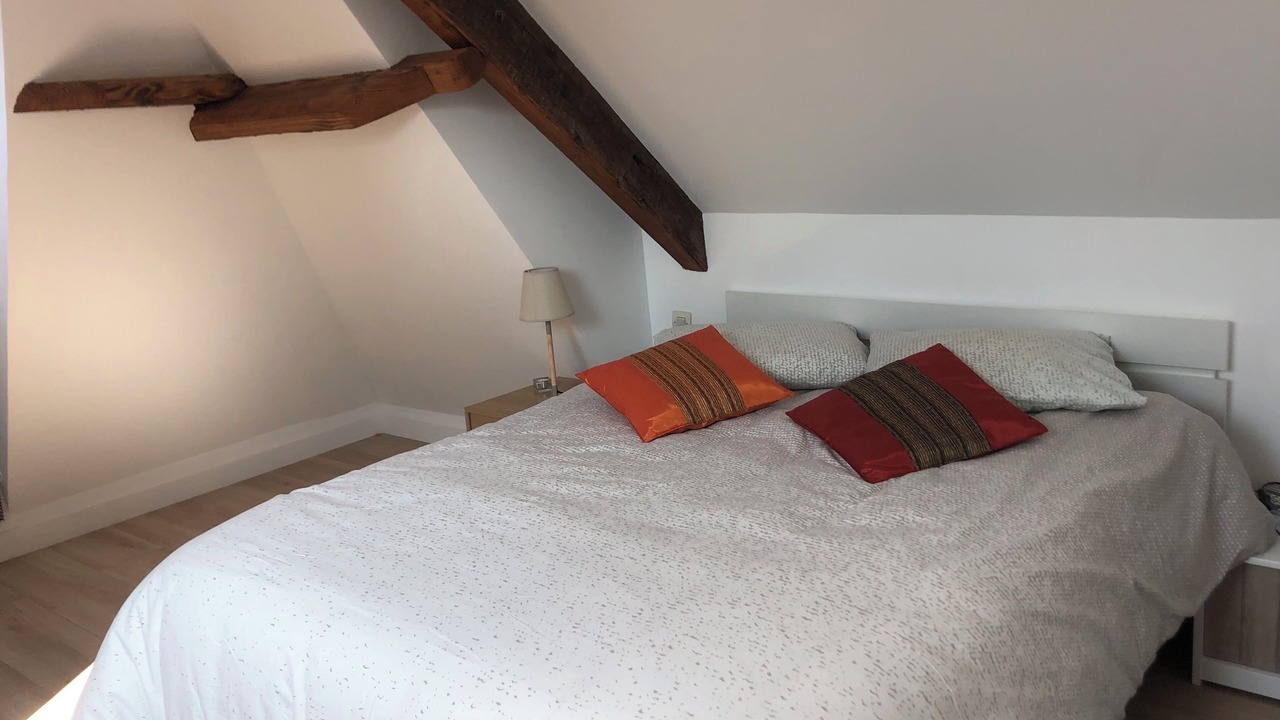 Photo of Bedroom in Genneville