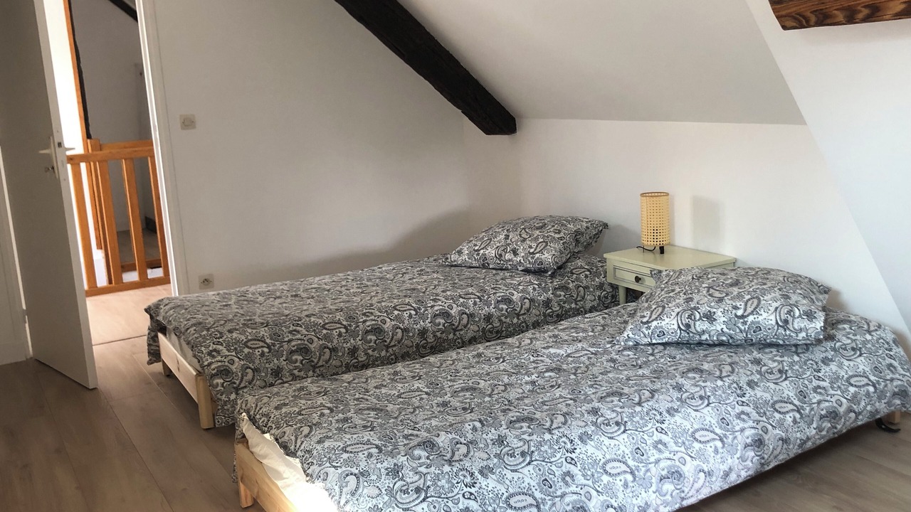 Photo of Bedroom in Genneville