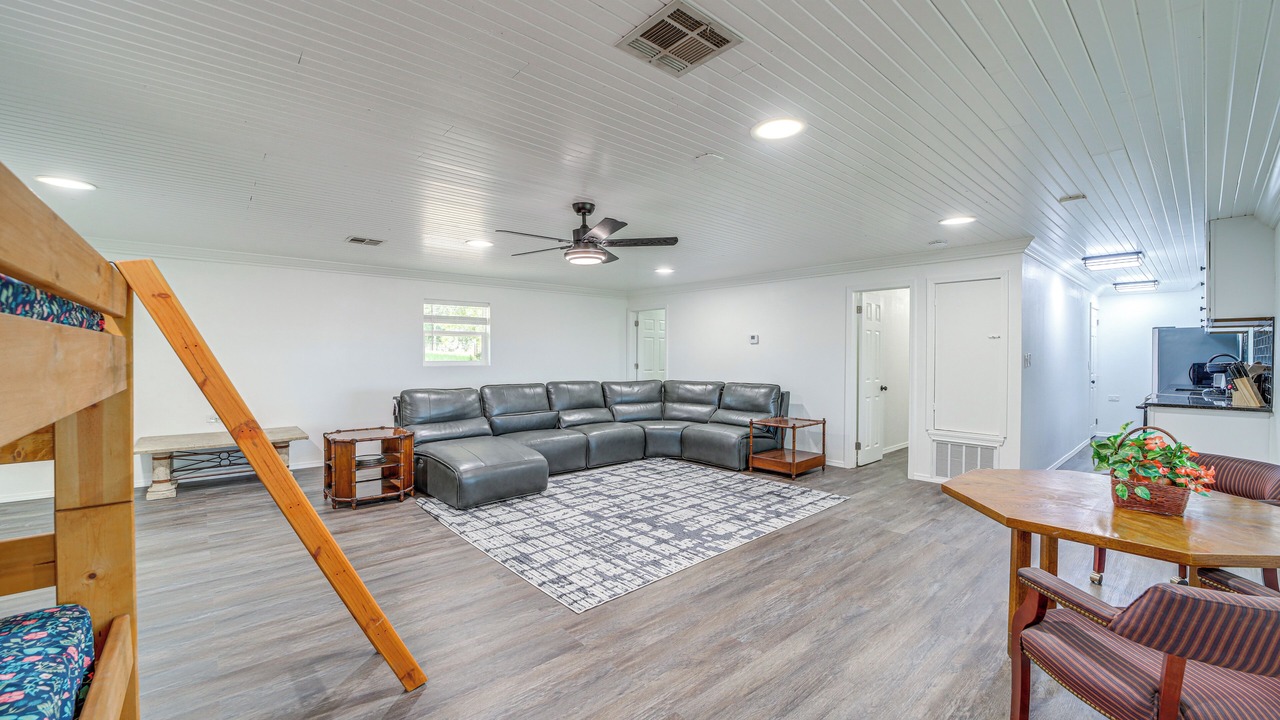 Photo of Livingroom in Hoyt