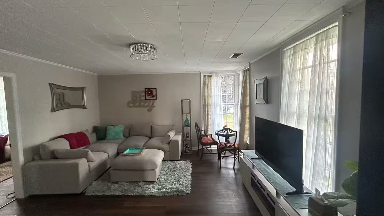 Photo of Livingroom in St. Joseph