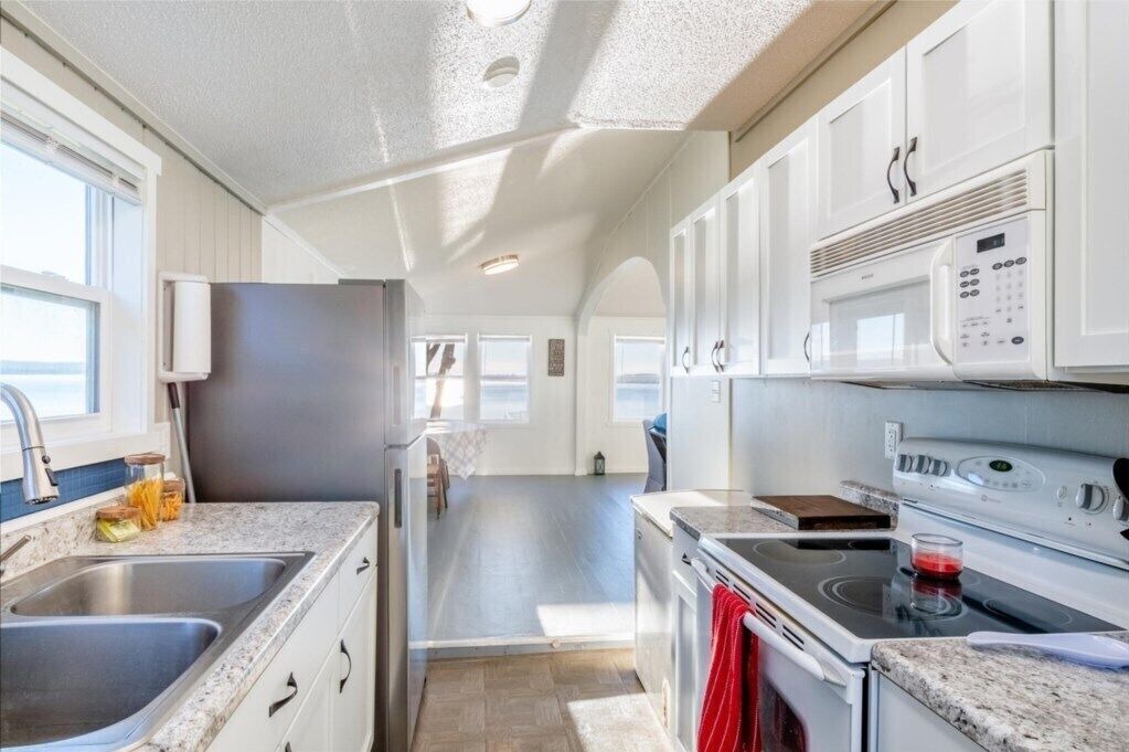 Photo of Kitchen in Detroit Lakes