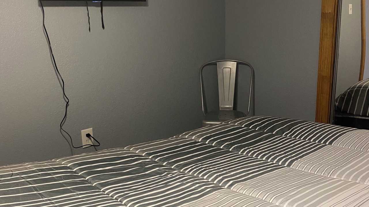 Photo of Bedroom in Blue Springs