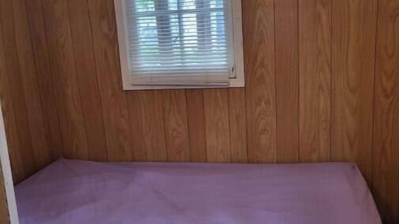 Photo of Bedroom in Grand Bend