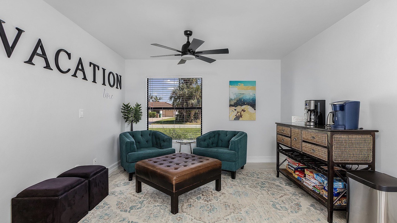 Photo of Livingroom in Caloosahatchee