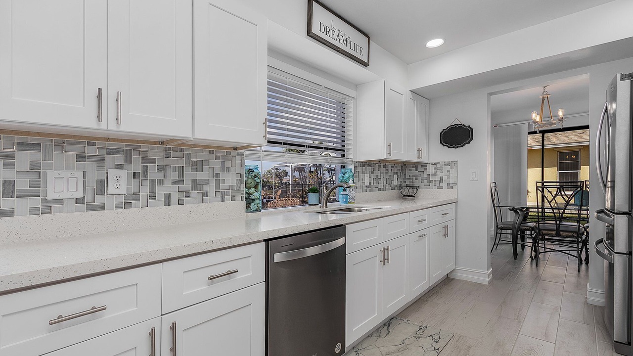 Photo of Kitchen in Caloosahatchee
