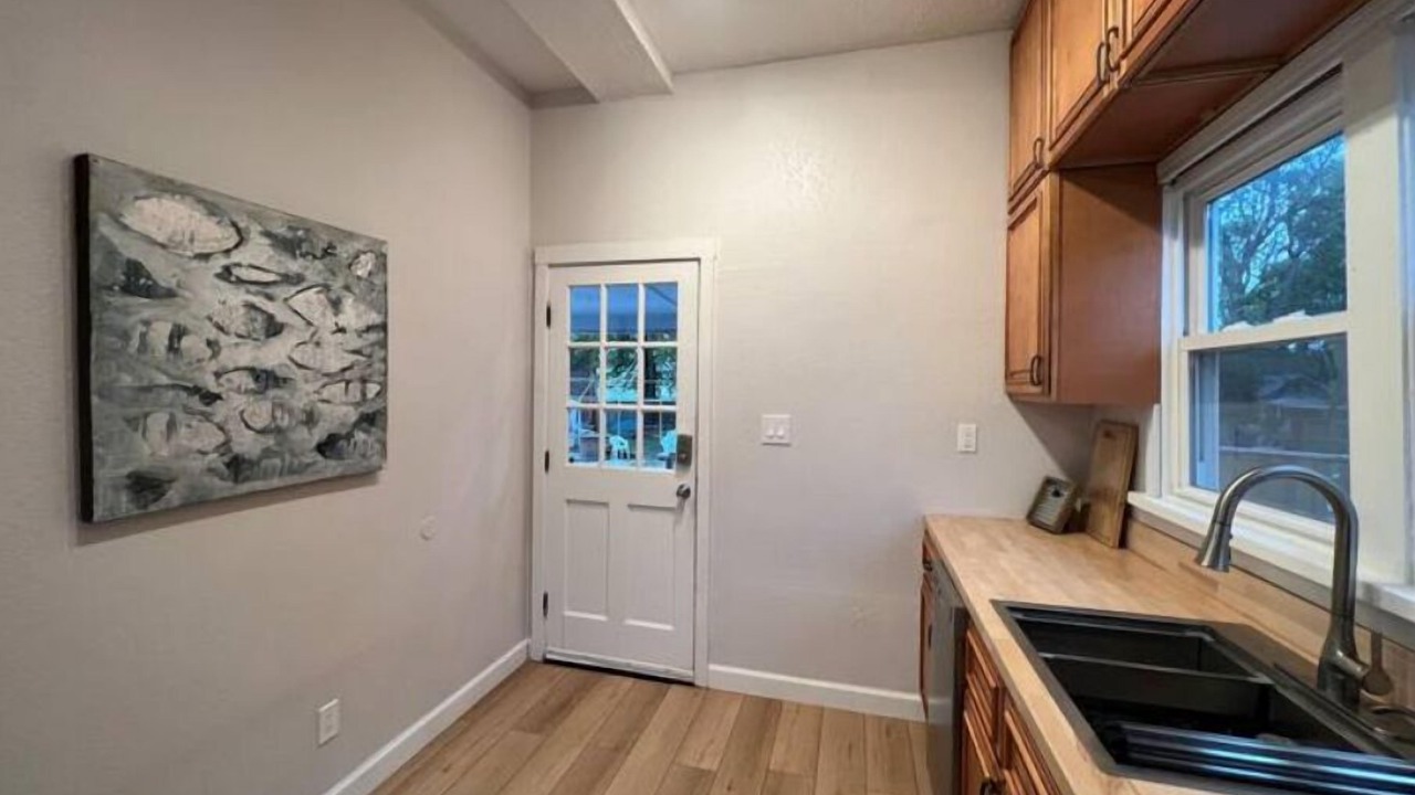 Photo of Kitchen in West Central