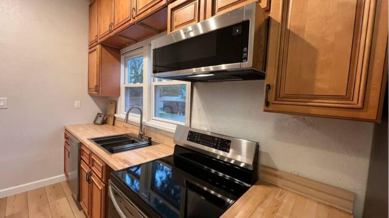 Photo of Kitchen in West Central