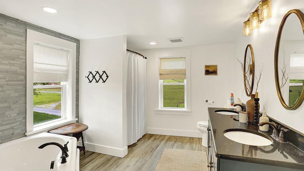 Photo of Bathroom in Cocolamus