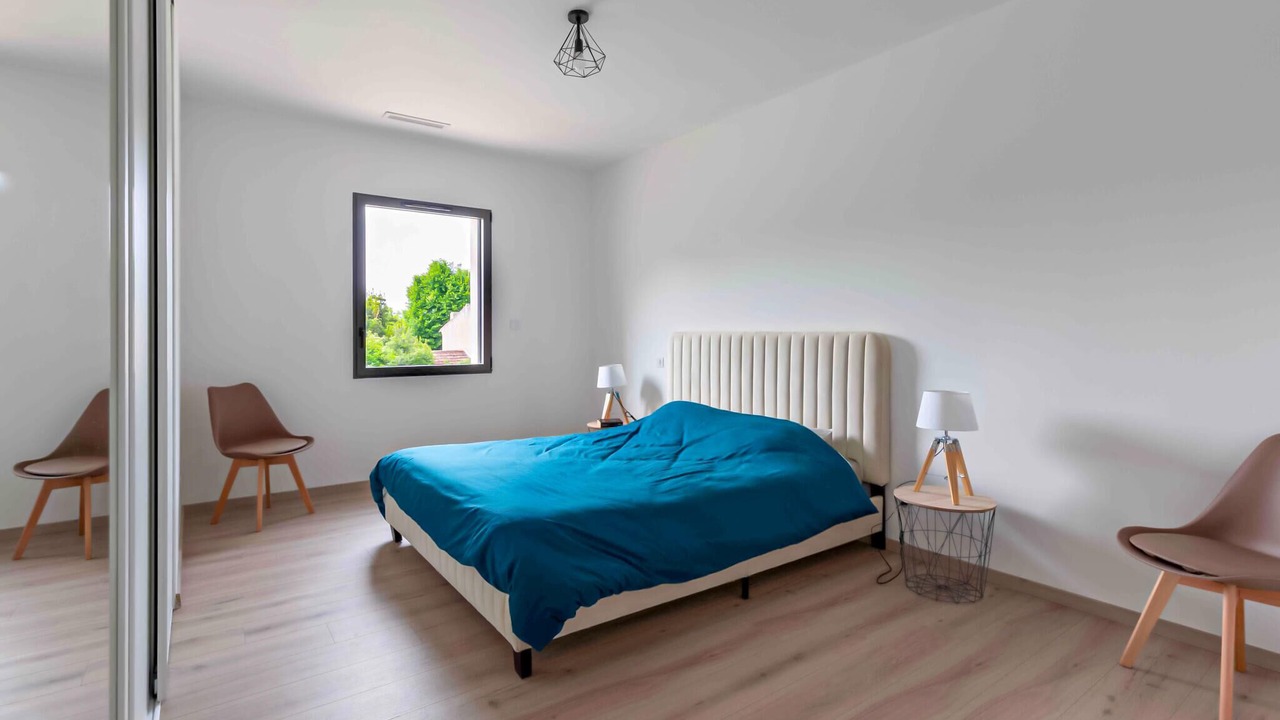 Photo of Others in Sablet