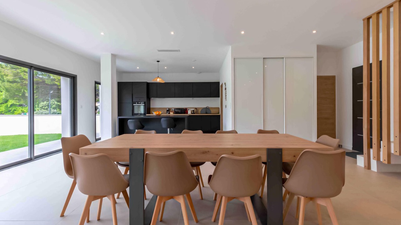 Photo of Others in Sablet