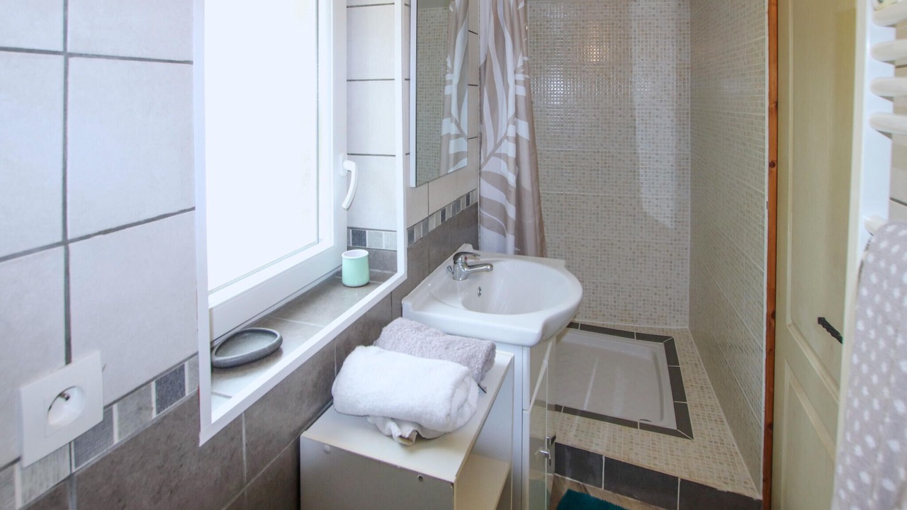 Photo of Bathroom in Pont-de-Labeaume