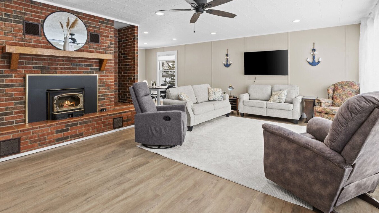 Photo of Livingroom in Houghton