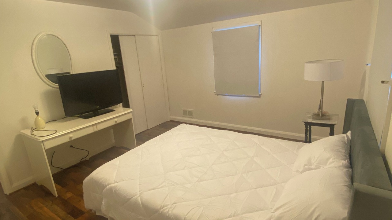 Photo of Bedroom in Lochearn