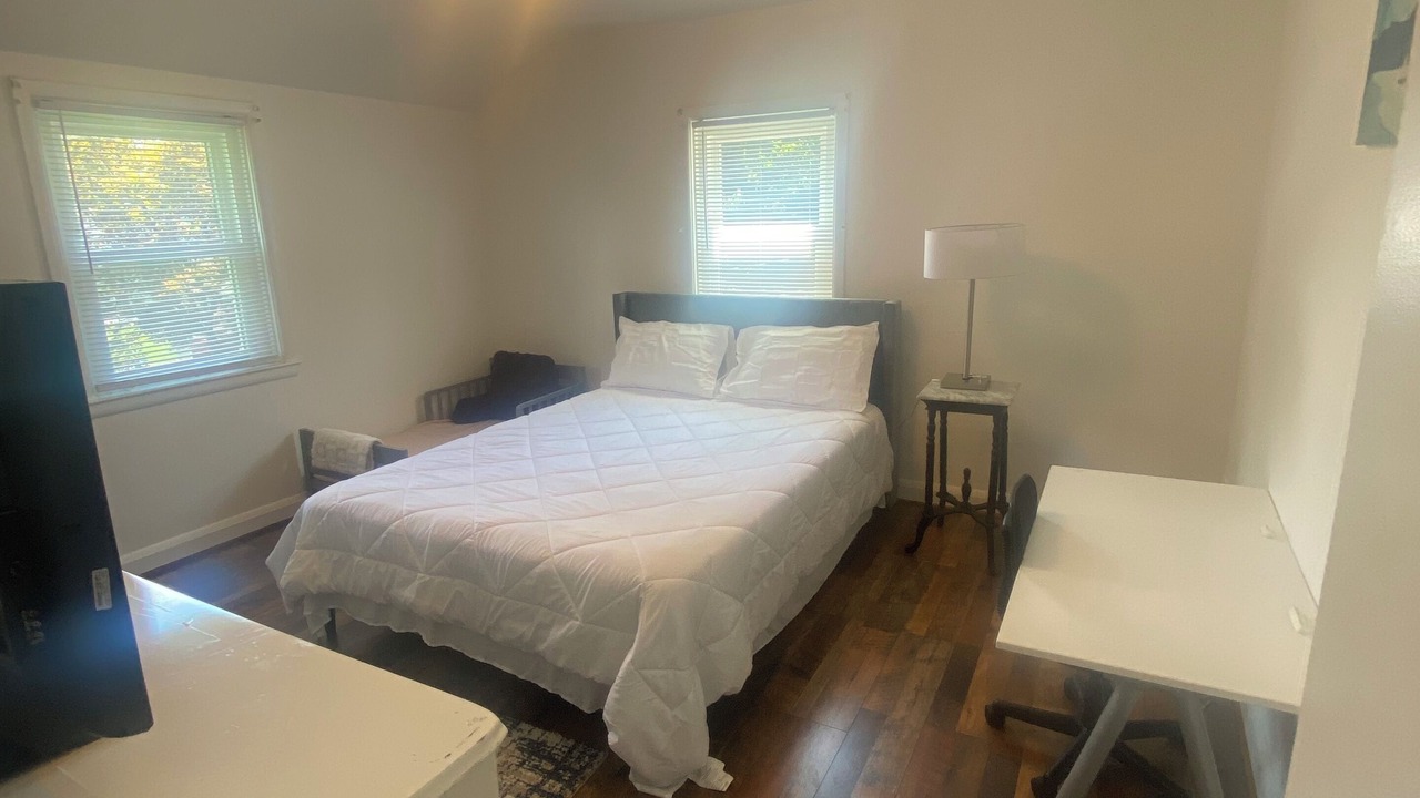 Photo of Bedroom in Lochearn