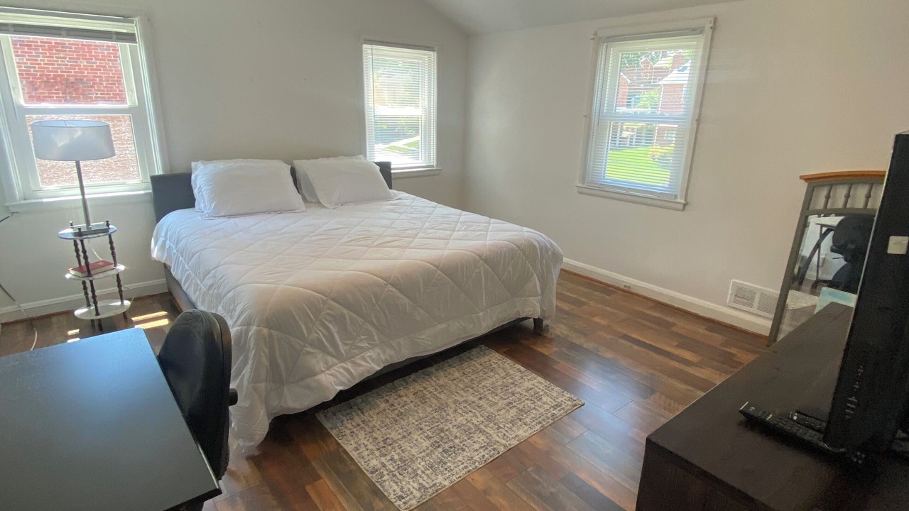 Photo of Bedroom in Lochearn