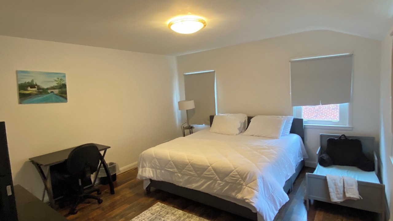 Photo of Bedroom in Lochearn