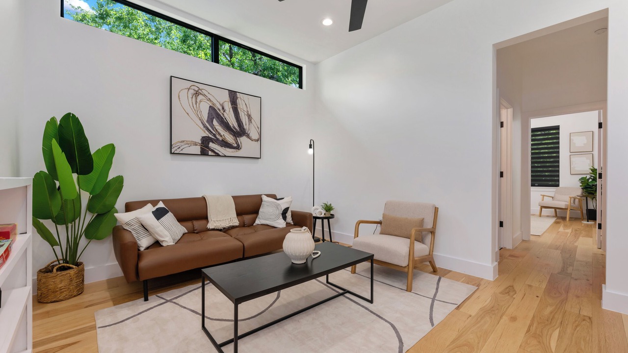 Photo of Livingroom in Dawson