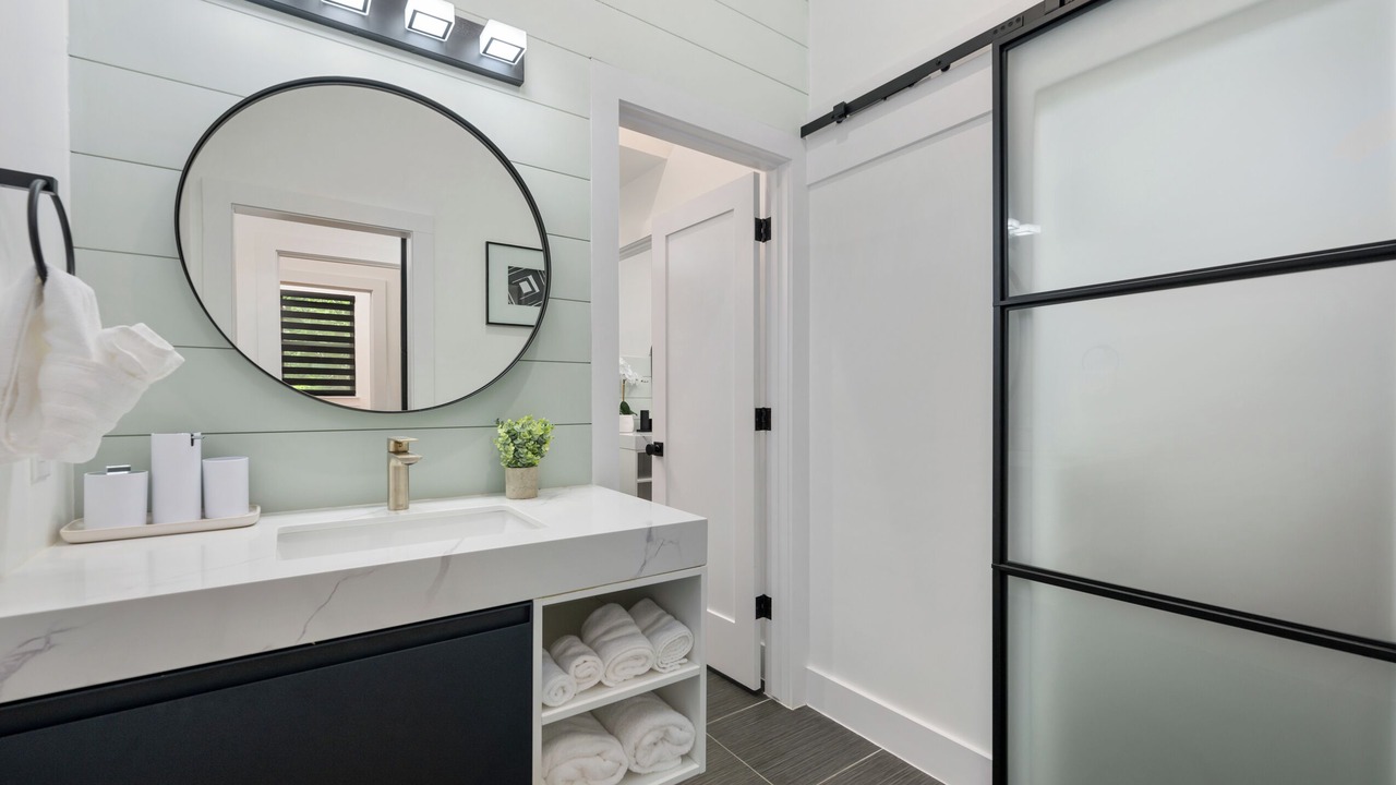 Photo of Bathroom in Dawson