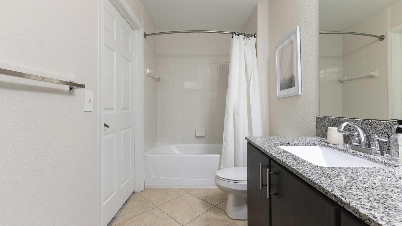 Photo of Bathroom in Miramar