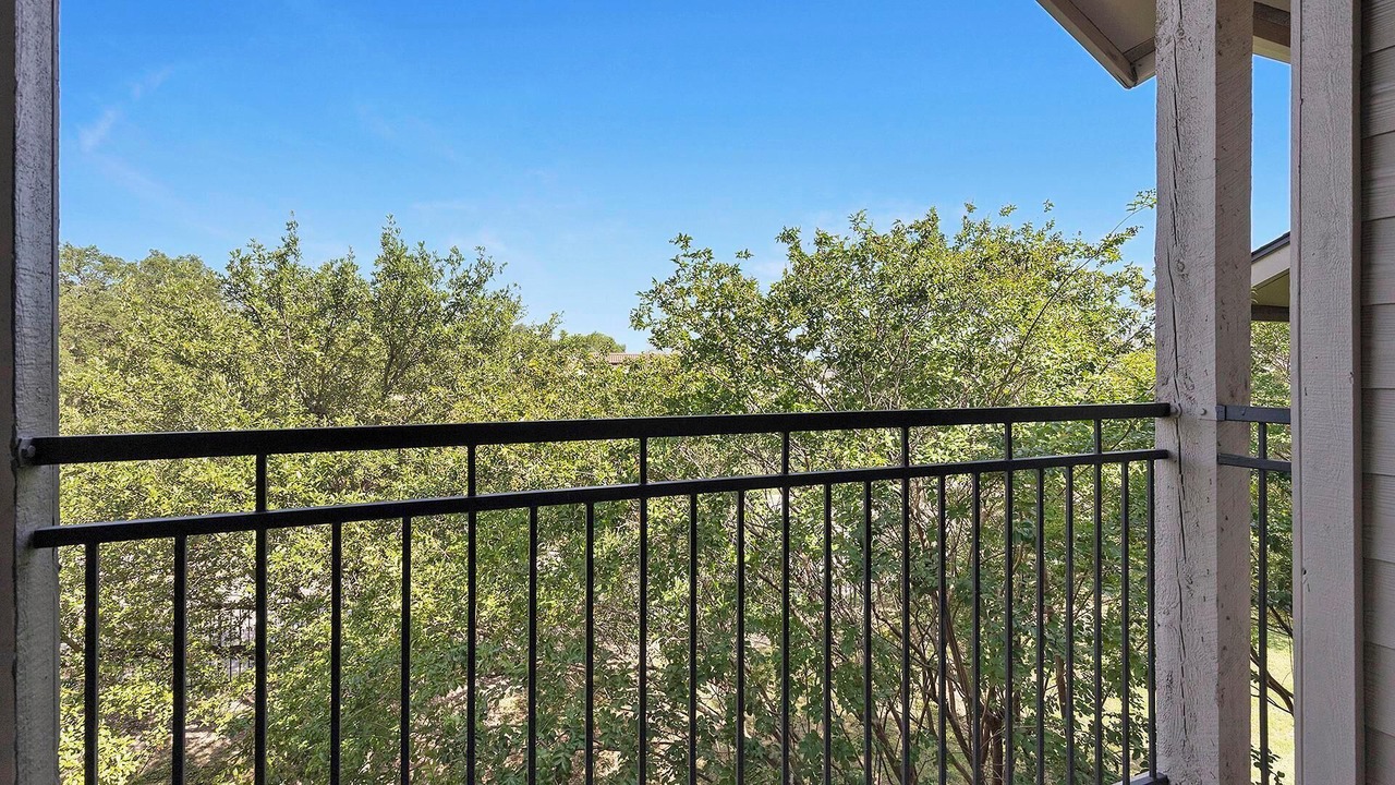 Photo of Outdoor in Royal Ridge