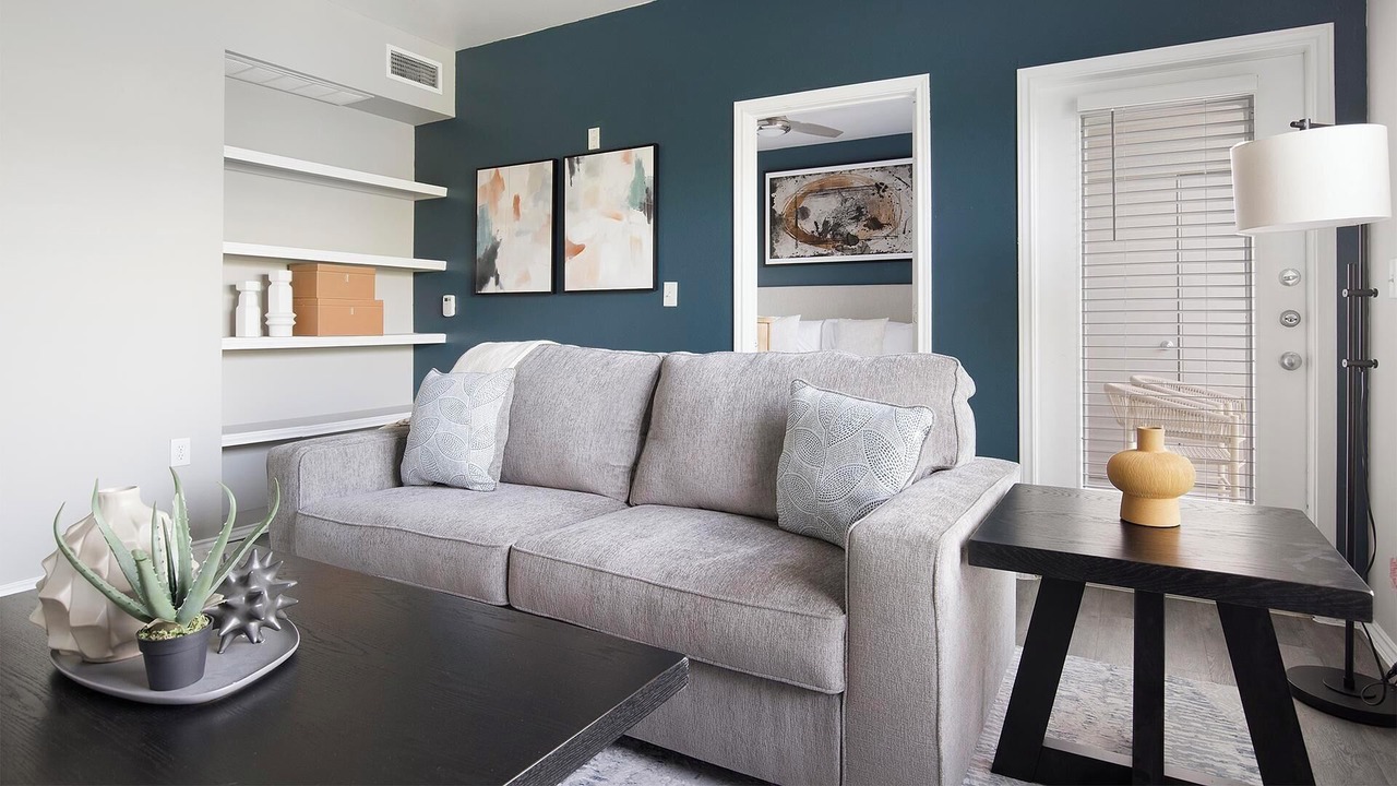 Photo of Livingroom in Royal Ridge