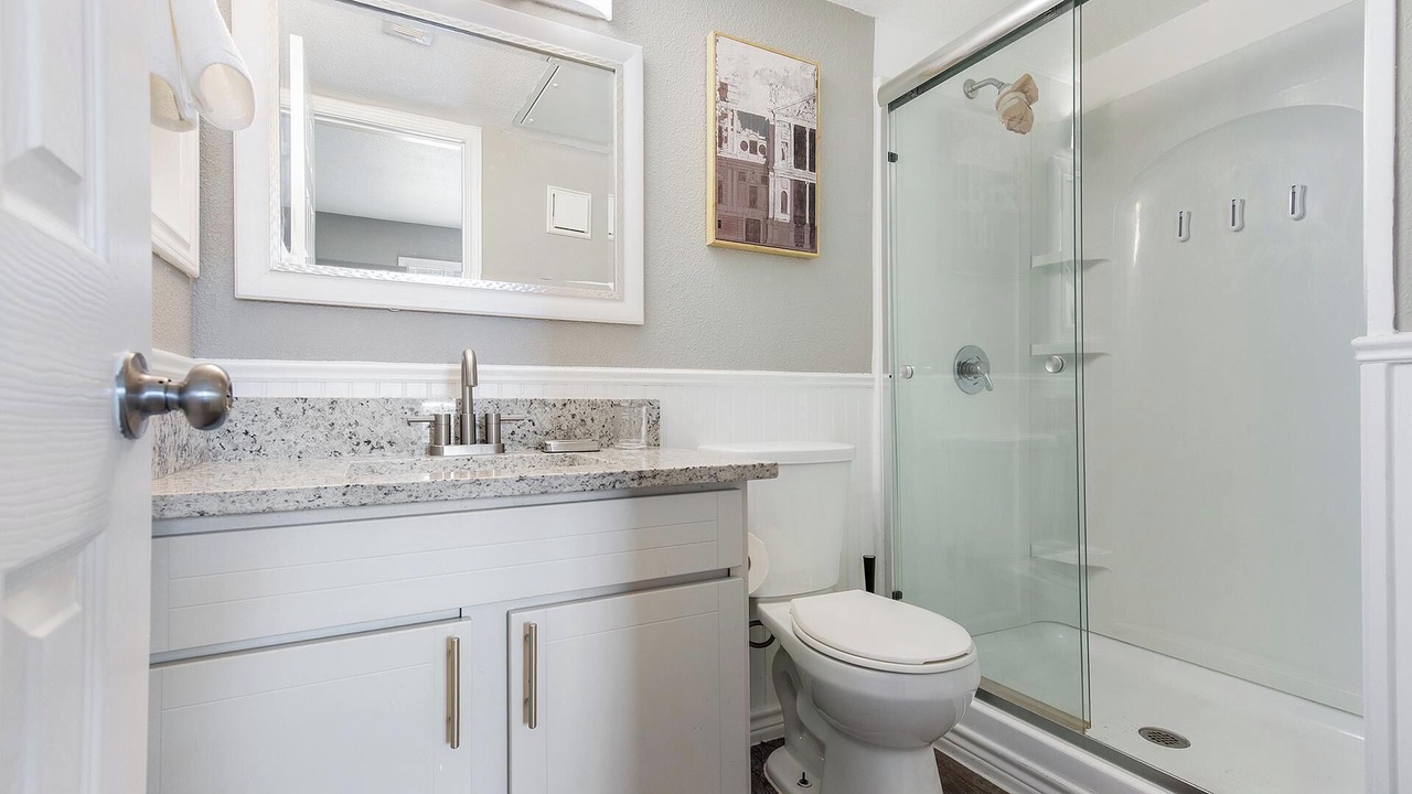 Photo of Bathroom in Royal Ridge