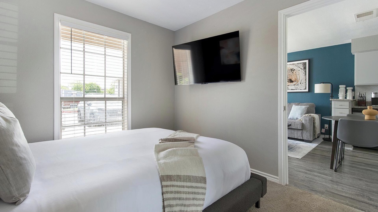 Photo of Bedroom in Royal Ridge