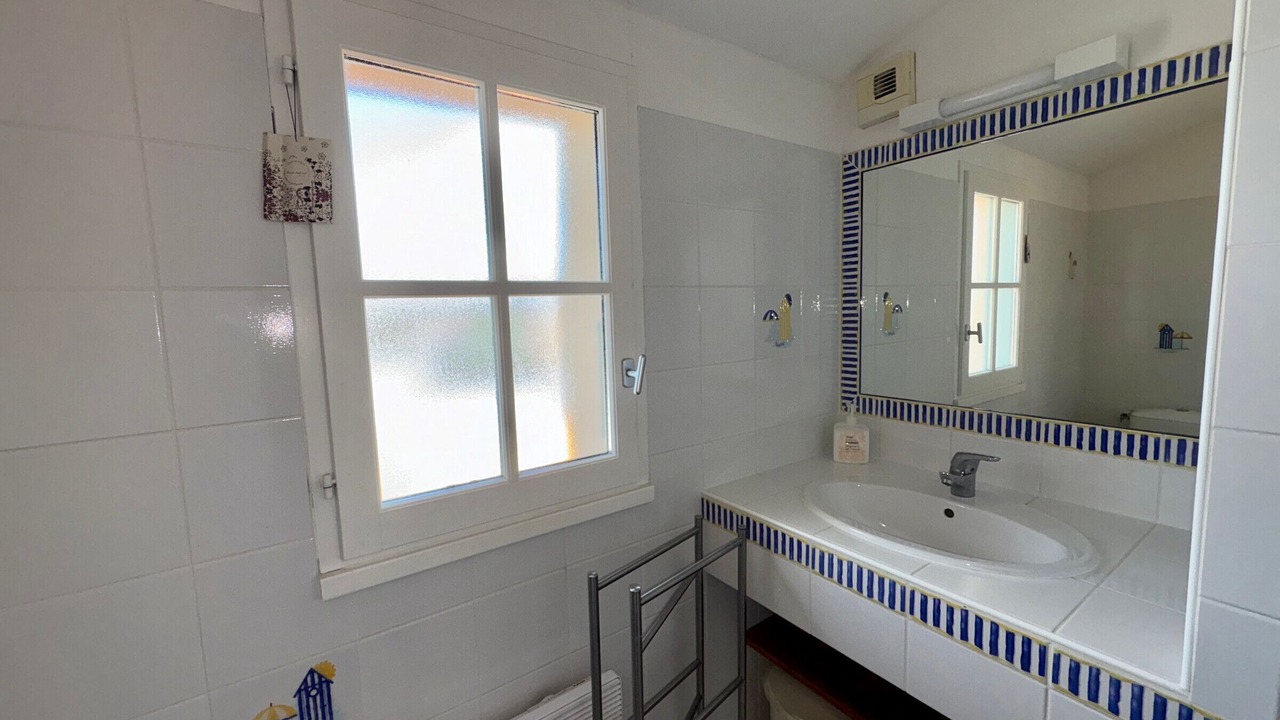 Photo of Bathroom in Saint-Jean-de-Monts
