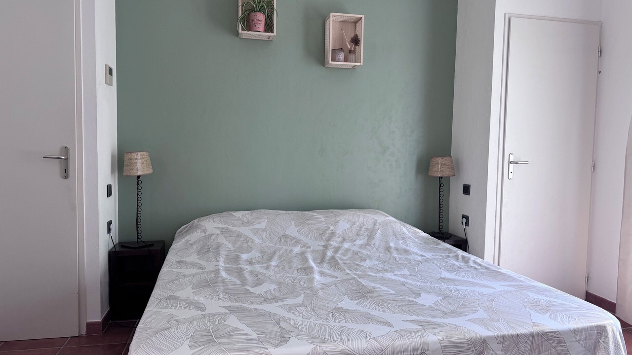 Photo of Bedroom in Thuir