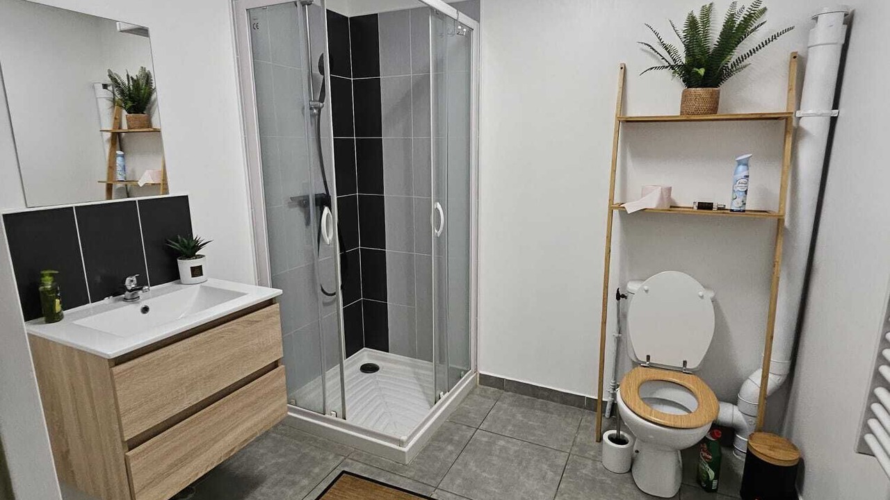 Photo of Bathroom in Villers-Cotterets