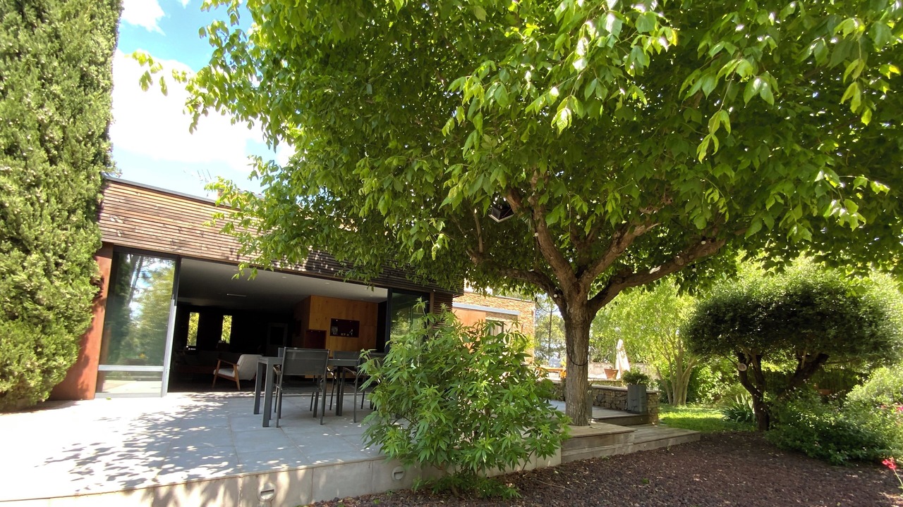 Photo of Patio Balcony in Saint-Genies-des-Mourgues